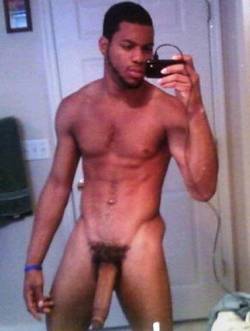 nudeselfshots-blackmen.tumblr.com/post/16053494819/