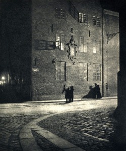 luzfosca:  Niels Fischer  Neujahrsnacht [New Year’s Eve], 1905