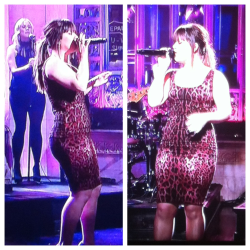 Kelly Clarkson looking good on SNL