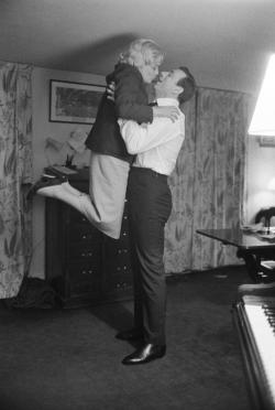 60sforever:  Simone Signoret & Yves Montand, 1960.