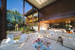 homedesigning:  A stunning house near Rio de Janeiro Coast  I
