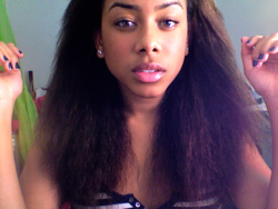 kayy-love:  Afro baby  Gorgeous