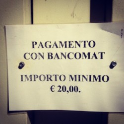 NEOLIBERISMO A CAZZO DI CANE: Regolamenti “fai da te”