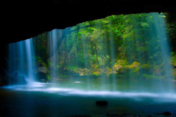 bluepueblo:  Waterfall Veil, Kumamoto, Japan photo via moment