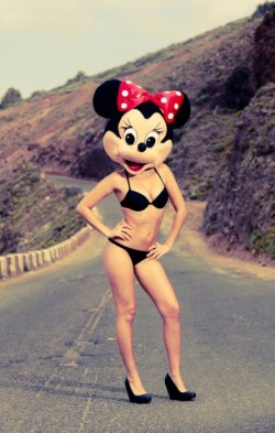 Minnie Mouse strutting her stuff 