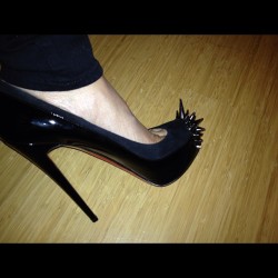 Ooo… spike heels!