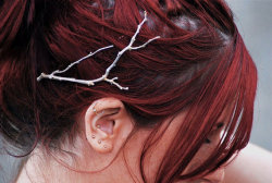 wickedclothes:  Branch Hairpiece This sterling silver branch