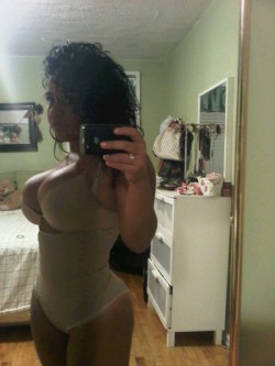 badbroads:   http://badbroads.tumblr.com/ TJ’s *****Thick Thursday******