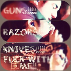 butterflyintheskys:  @deftonesband #diamondeyes #session #DEFTONES #guns #razors #knives #fuck #chinomoreno #music #badass @butterflychels  (Taken with instagram) 