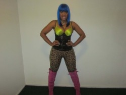 bunzzzman:  Keani Cochelle in a Nicki Minaj style blue wig -