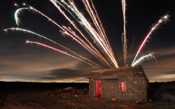 struckbystars:  Lover’s house (by  www.mariorubio.com )