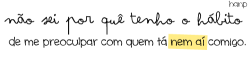 É...tá uma bagunça...