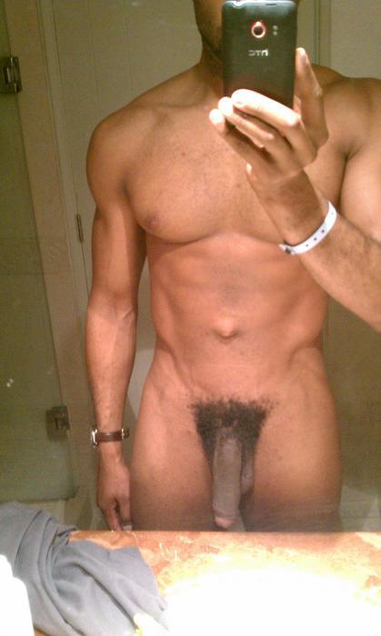 nudeselfshots-blackmen.tumblr.com/post/16396603795/