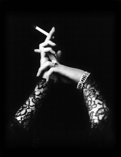 lacyceleste:  Alfred Cheney Johnston 