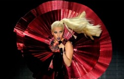 15 DAY LADY GAGA CHALLENGE  Day 11: Favorite Performance  I