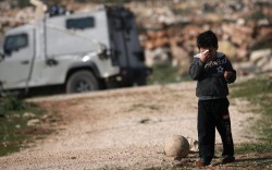 viewthroughakaleidoscope:  fotojournalismus:  A Palestinian boy