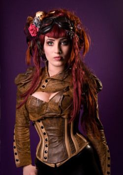 hookerwithashotgun:  nom steampunk 