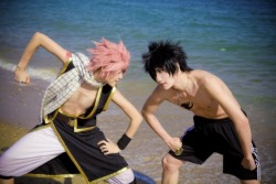 bellowen:  cosplay-addict:  Natsu & Gray Cosplay Photo by