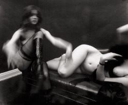 regardintemporel:  Karin Székessy - Striptease, 1971 