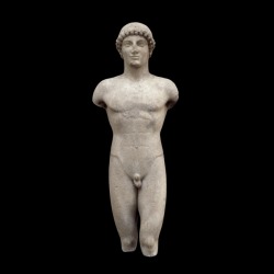 triglifos-y-metopas:  Strangford Apollo, marble. Cyclades, Greece.