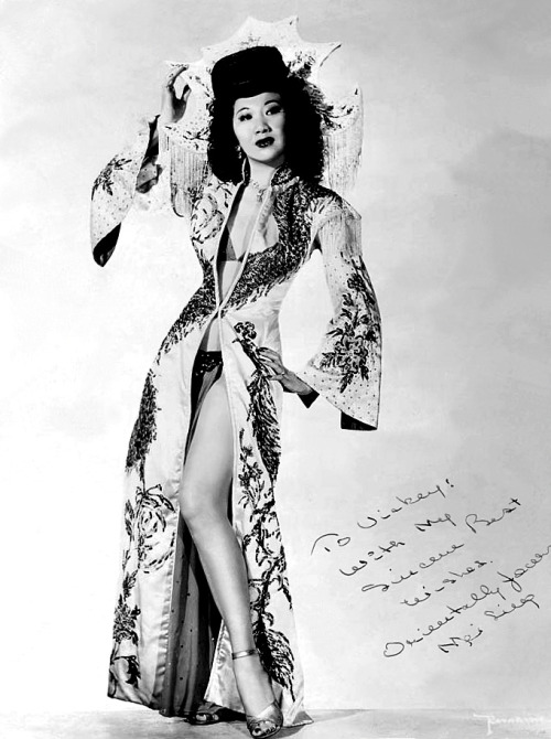 Mei Ling 1950s-era promotional photo, personalized: “To Vickey,— With My Sincere Best Wishes.. Orientally yours, Mei Ling..”
