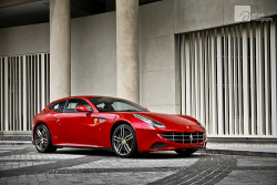 automotivated:  Ferrari FF (by anType) 