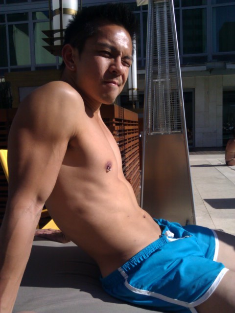 iloveasianmen:   I wonder how it feels when your nipple ring absorbs the heat of the sun…   must had been…. HOT