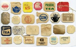 holidayroommates:  vintage tea tags 