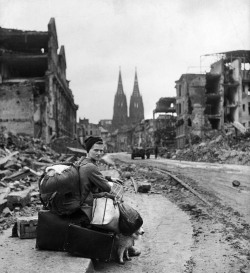Cologne, Germany photo by John Florea, 1945