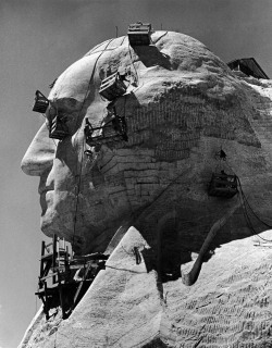 Construction of George Washington section of Mt. Rushmore Monument