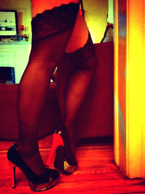 splitmywife:  Beautiful Slutty wife Pins. 