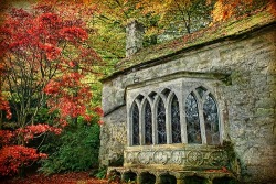 lovenationaltrust:  The Gothic Cottage (Stourhead) - Wiltshire