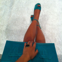 louboutins-and-fashion:  http://louboutins-and-fashion.tumblr.com/