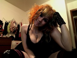 come say hi and listen to some smexy music with me!!! metal/punk