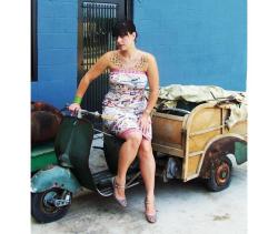 nylonunderground:  More Danielle of American Pickers I agree she is uber hot 