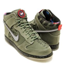 Nike Dunk Hi Rogue Green/Black okay cw…but the gold is