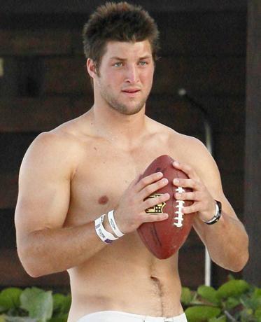 Tim Tebow and some treasure trail action.