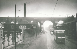 black-and-white:  Leeds: Burley. Kirkstall Rd. 1954. (by jb303)