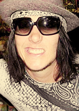  9 favorite pictures:» Synyster Gates in his fedoras requested