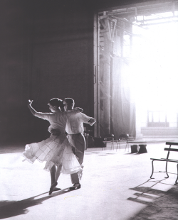 mindgamesss:    Audrey Hepburn and Fred Astaire rehearsing