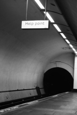 underlondon:  machineahabiter:  Help Point, London Underground