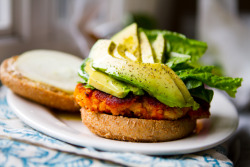 gastrogirl:  vegan sweet potato veggie burger with avocado. 