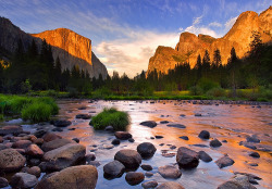 awakyn:  Glow After the Storm by David Shield Valley View - Yosemite