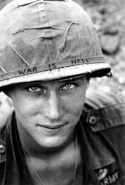 themaxdavis:  “War is hell” - The Vietnam War 