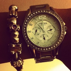 livebigdreams:  I admit, my first watch was a Fossil.. now i’m