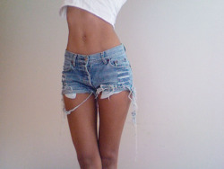 thinspo-101.tumblr.com/post/25142359109/