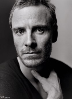 michaelfassbenderarchive:  Michael Fassbender photographed by