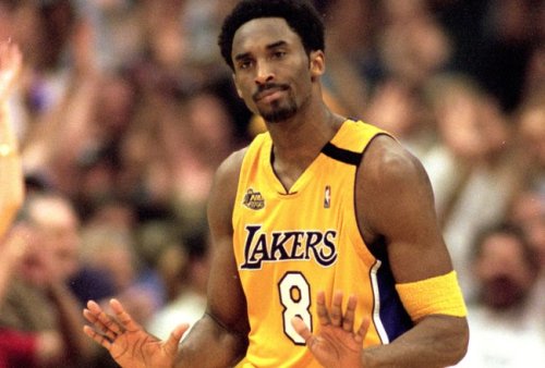 moneyclothesnhoes:  Kobe with the half fro… Legendary  