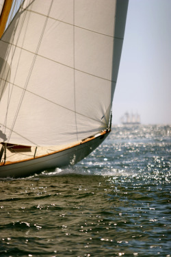 sailingshots.tumblr.com/post/24947487627/