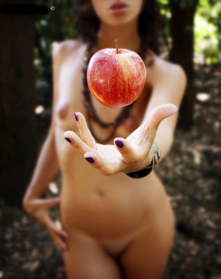 pic-gasm:  The fruit of the Sin.